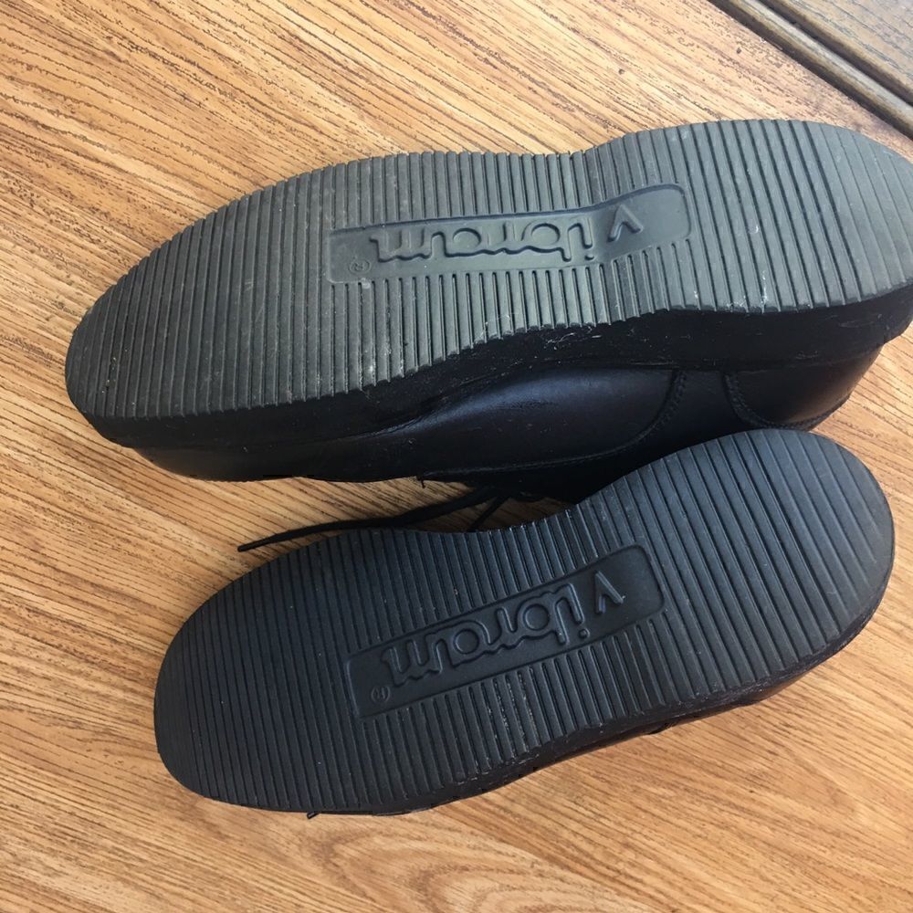 RED WING SHOES - Picture 5 of 12